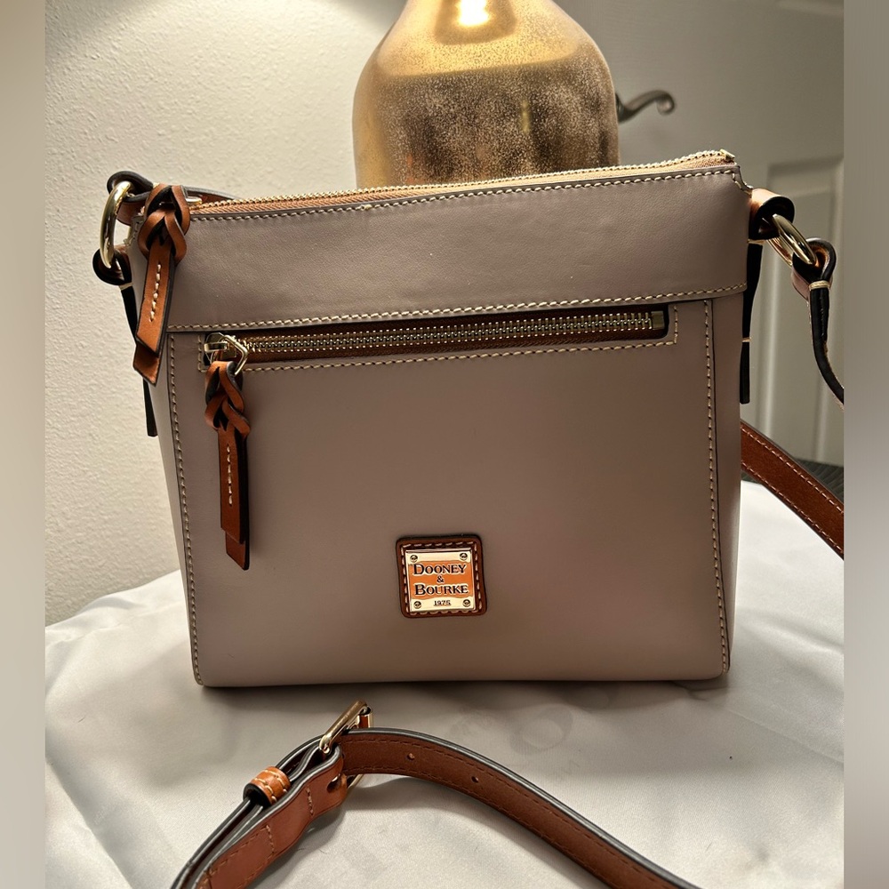 Dooney & Bourke Allison Bag - Brand New!